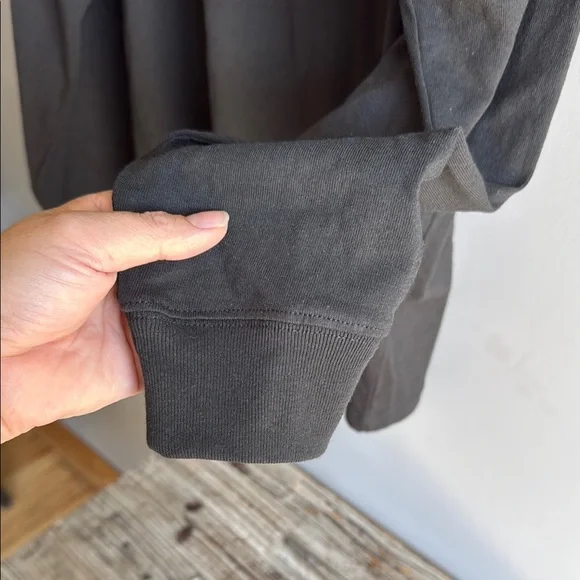 Carhartt Dark Gray Long Sleeve Tee - Picture 5 of 6